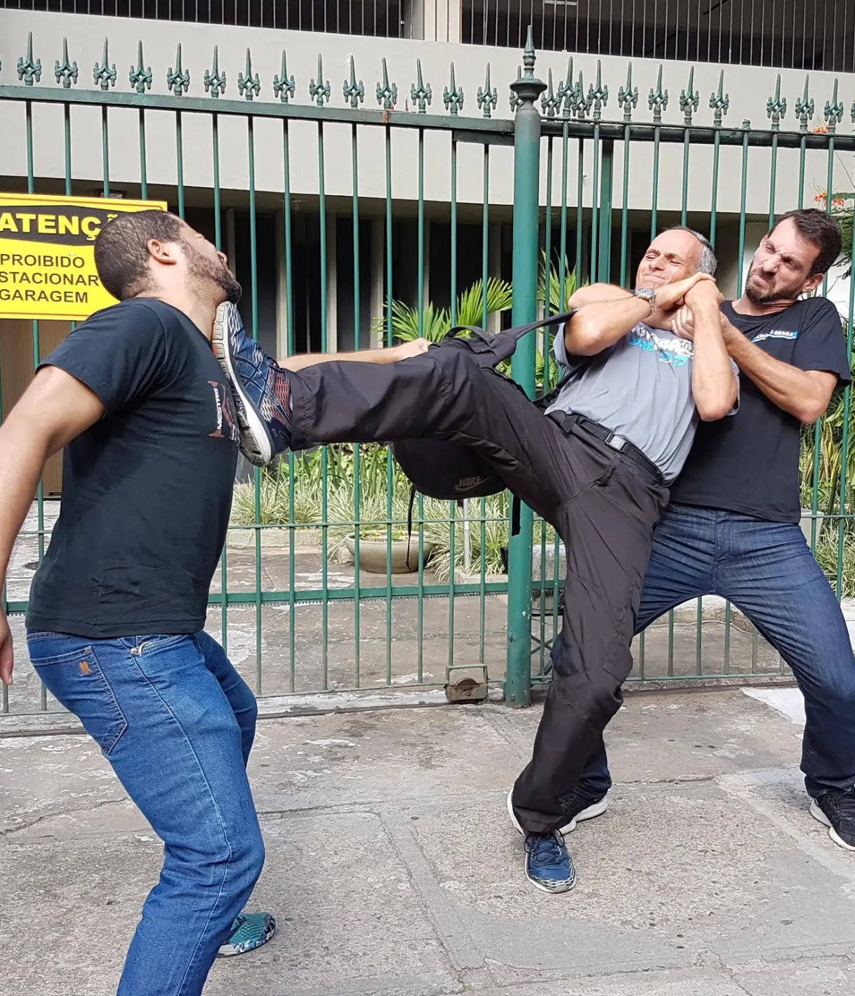 Treino de Krav Maga Bom Fim